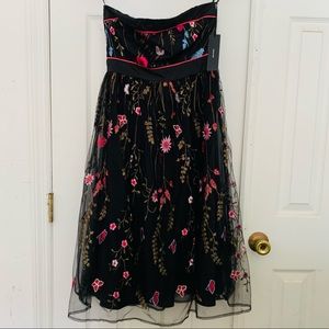 NWT Lulu’s Floral Embroidered Dress (Size Small)
